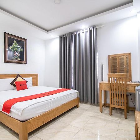 Reddoorz Plus New Sun Hotel Ho Chi Minh-staden Exteriör bild