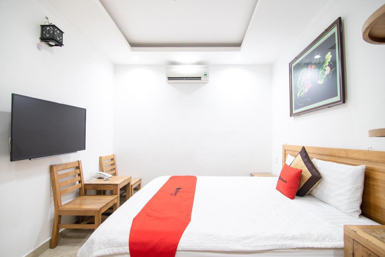 Reddoorz Plus New Sun Hotel Ho Chi Minh-staden Exteriör bild