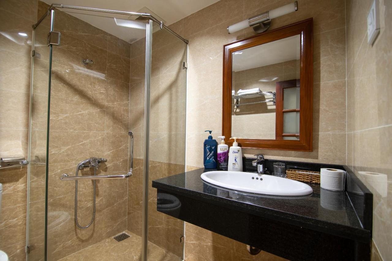 Reddoorz Plus New Sun Hotel Ho Chi Minh-staden Exteriör bild