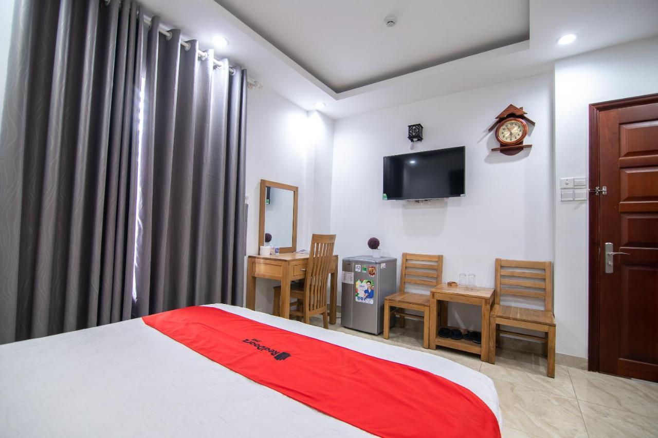 Reddoorz Plus New Sun Hotel Ho Chi Minh-staden Exteriör bild